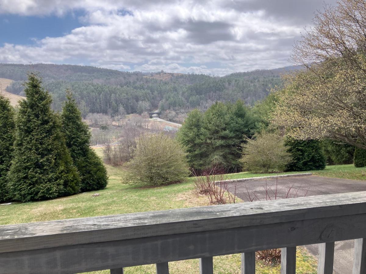 The Place On The Blue Ridge Parkway Holiday home